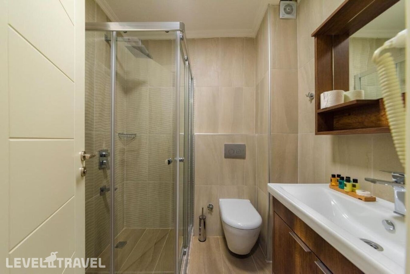 фотографии номера Семейный номер отеля Апарт-Отель Joy Suites в Турция(Шишли) - фото №3