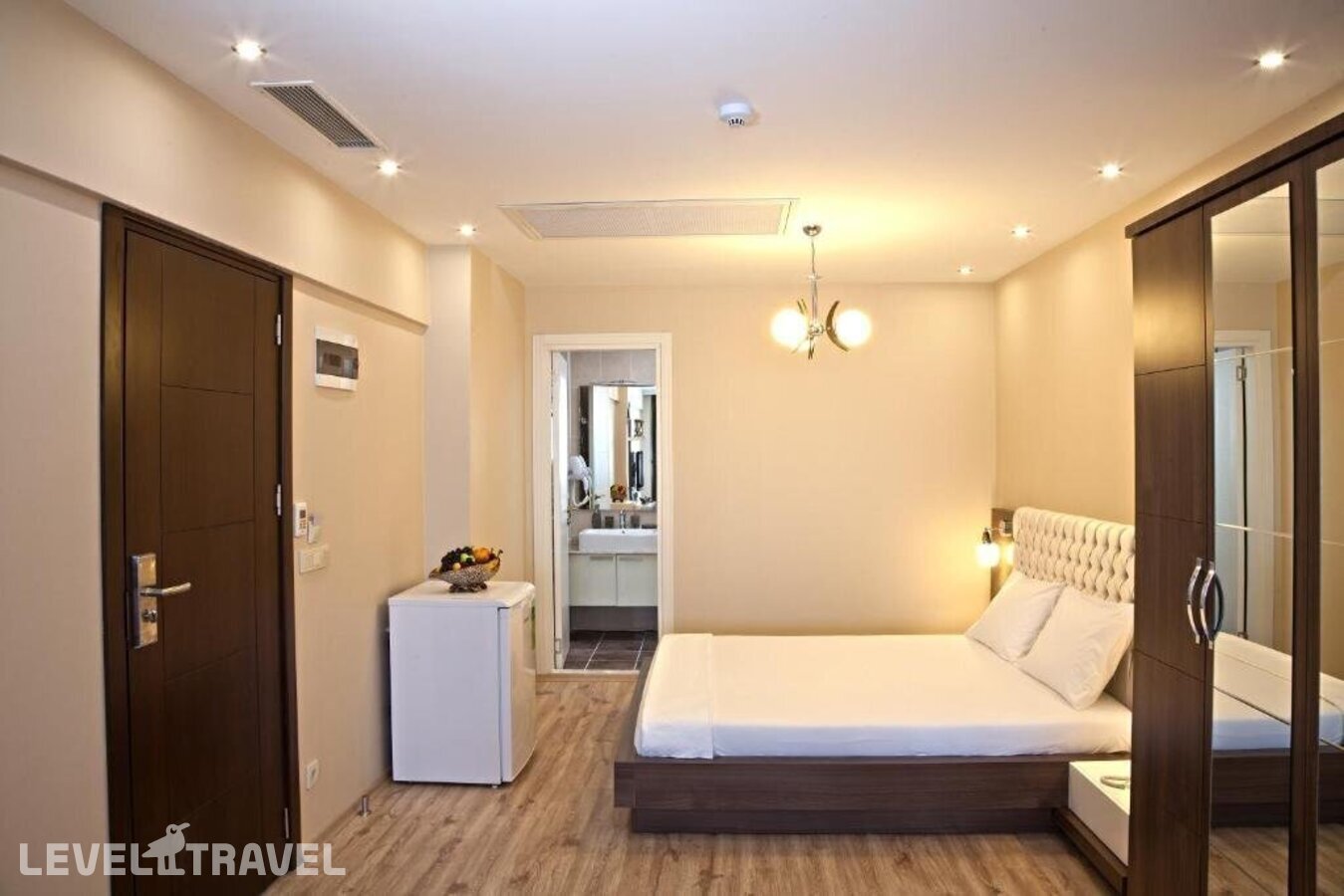фотографии номера Люкс отеля Golf Royal İstanbul Residence в Турция(Шишли) - фото №3