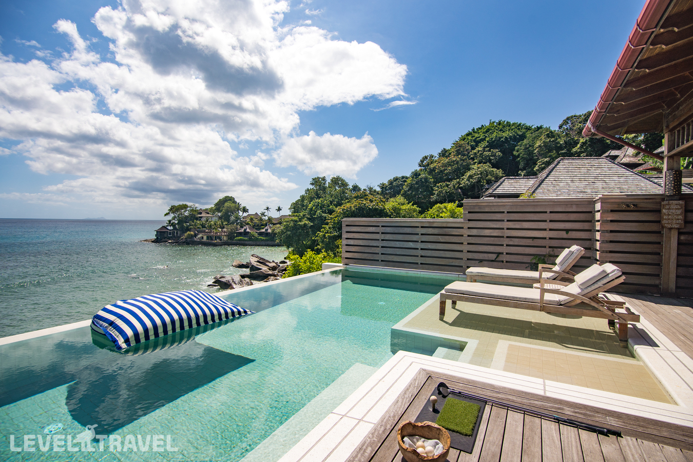 фотографии номера Вилла Signature с бассейном отеля Hilton Seychelles Northolme Resort & Spa (Adults Only 13+) в Сейшелы(о. Маэ) - фото №2
