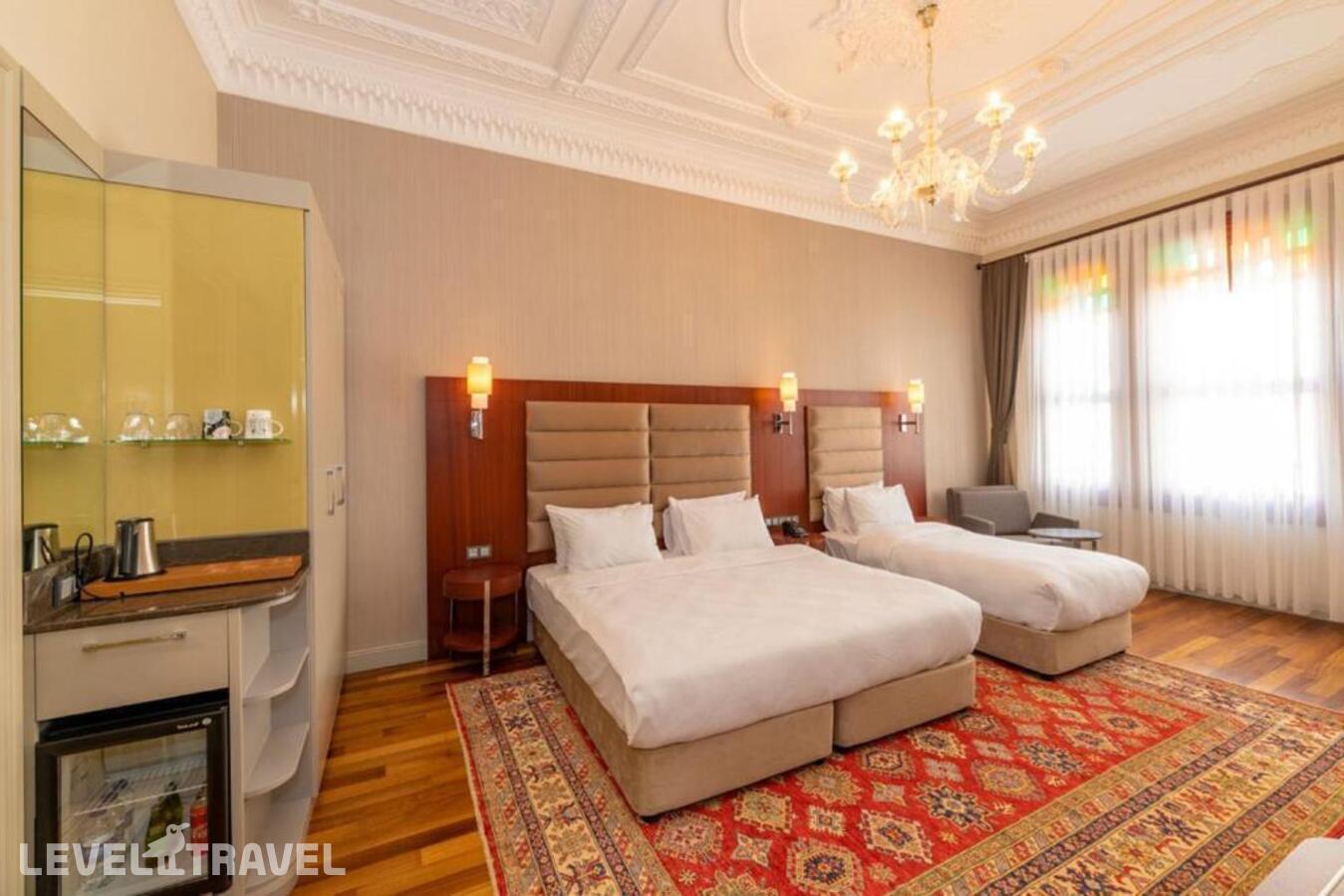 фотографии номера Трехместный номер отеля Blue Gilroy Hotel в Турция(Султанахмет) - фото №2