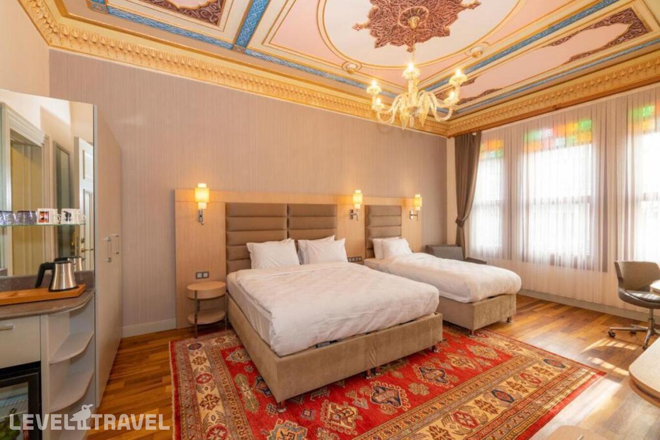 фотографии номера Трехместный делюкс отеля Blue Gilroy Hotel в Турция(Султанахмет) - фото №1