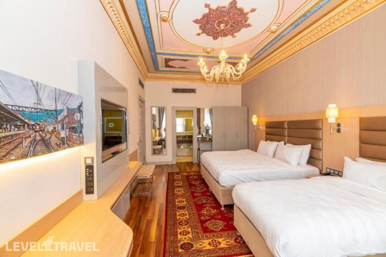 фотографии номера Трехместный делюкс отеля Blue Gilroy Hotel в Турция(Султанахмет) - фото №5