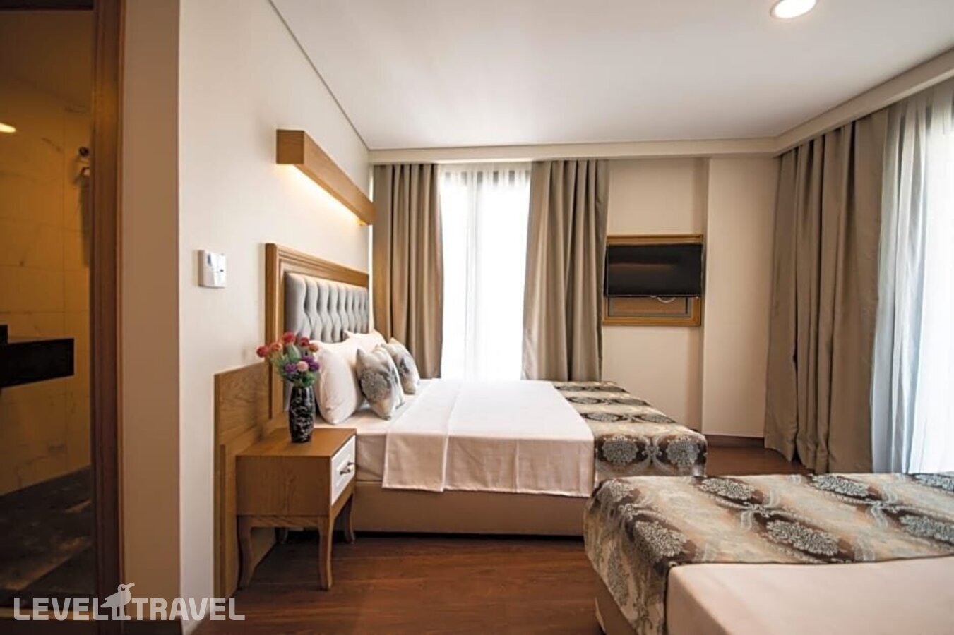 фотографии номера Трехместный номер отеля Eliza Hotel в Турция(Султанахмет) - фото №13