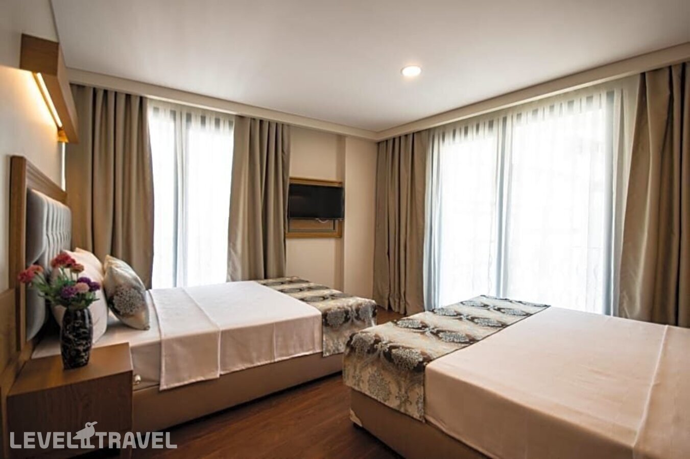 фотографии номера Трехместный номер отеля Eliza Hotel в Турция(Султанахмет) - фото №16