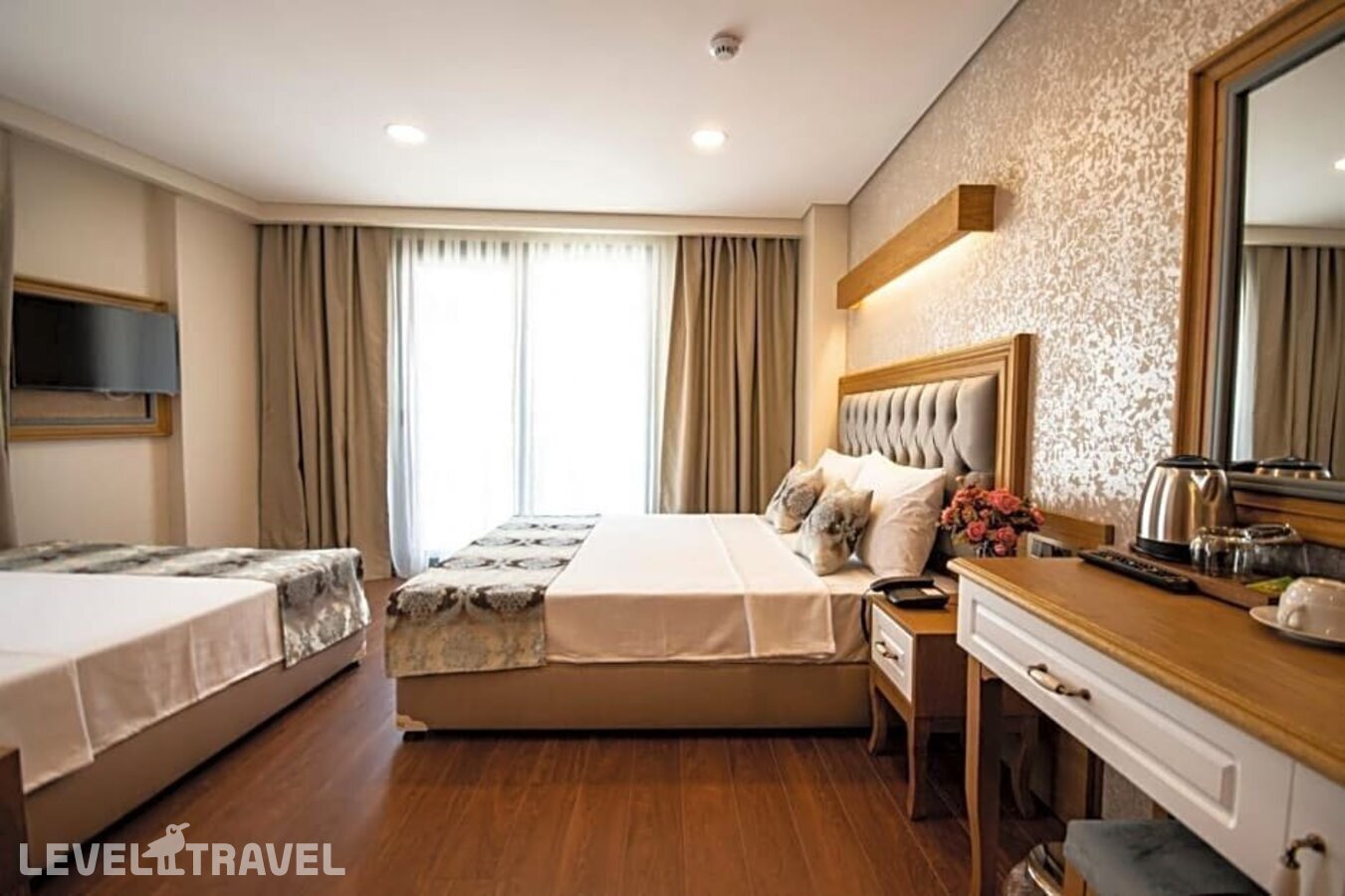 фотографии номера Трехместный номер отеля Eliza Hotel в Турция(Султанахмет) - фото №14