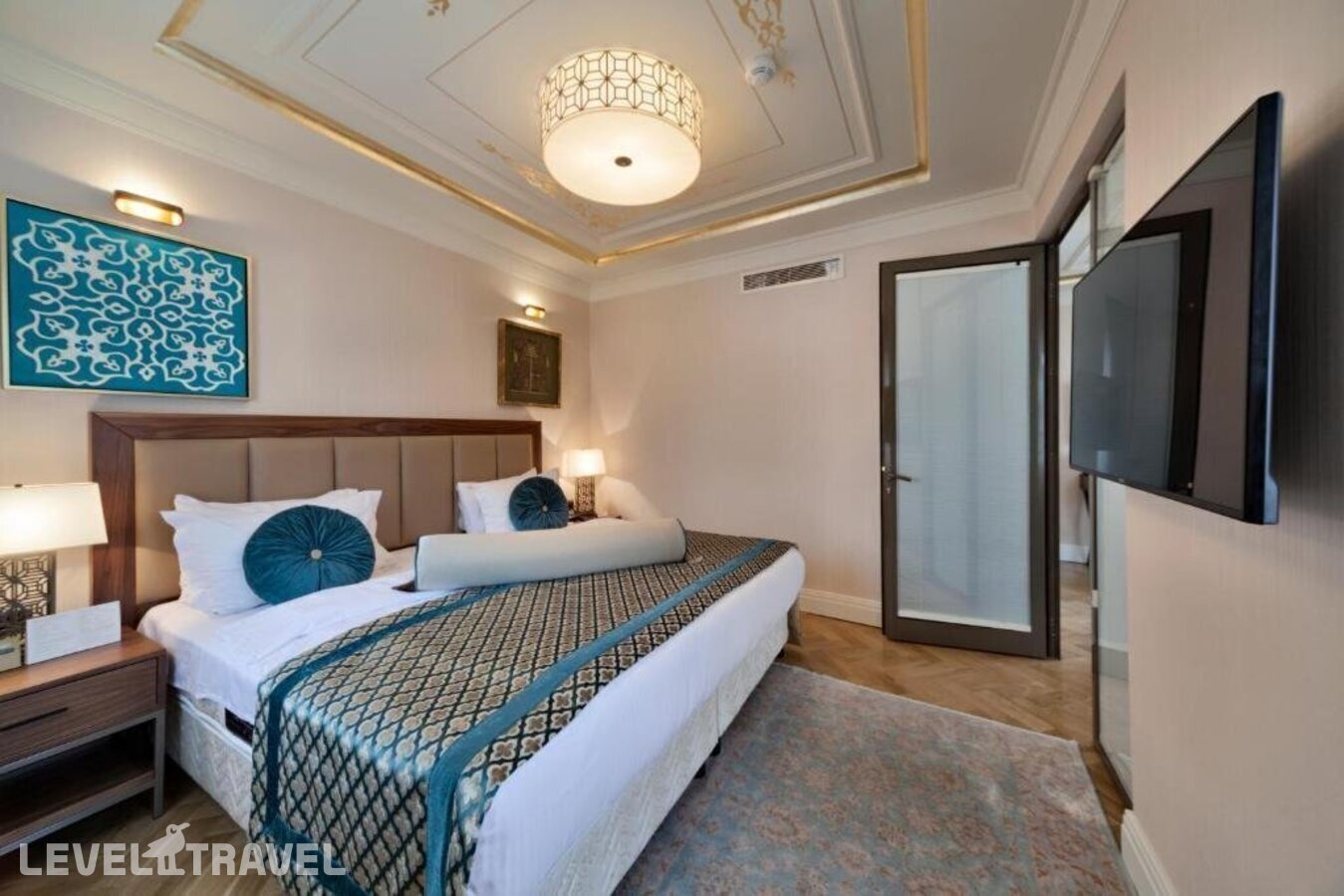фотографии номера Трехместный полулюкс отеля Golden Age 1 Hotel в Турция(Таксим) - фото №7