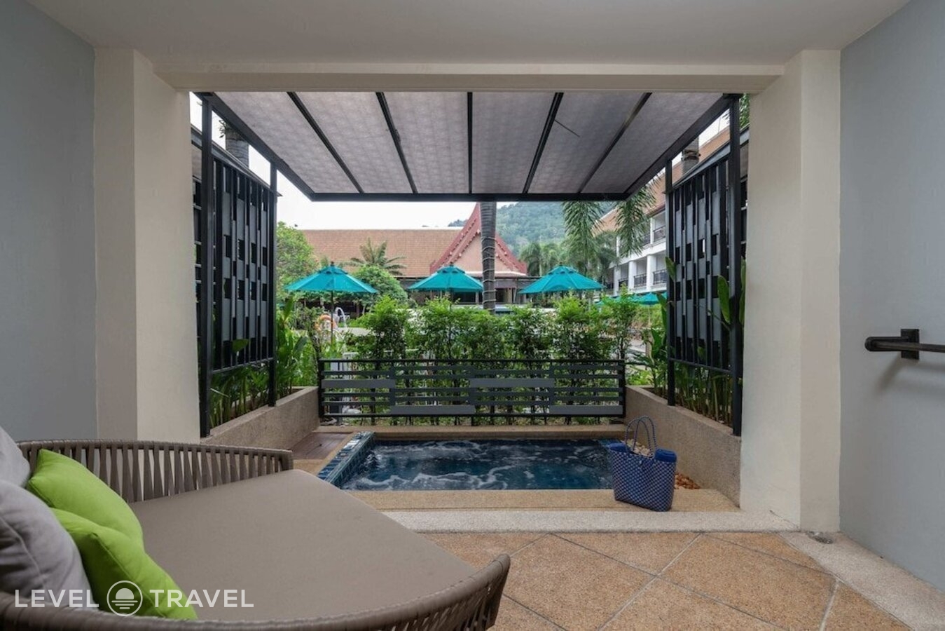 фотографии номера Делюкс с балконом отеля Deevana Patong Resort & Spa в Таиланд(Патонг Бич) - фото №28