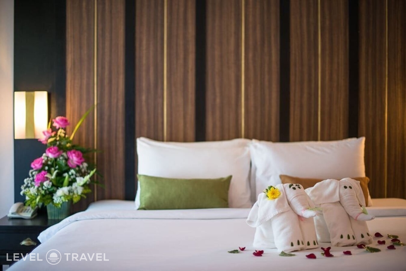фотографии номера Делюкс с балконом отеля Deevana Patong Resort & Spa в Таиланд(Патонг Бич) - фото №47