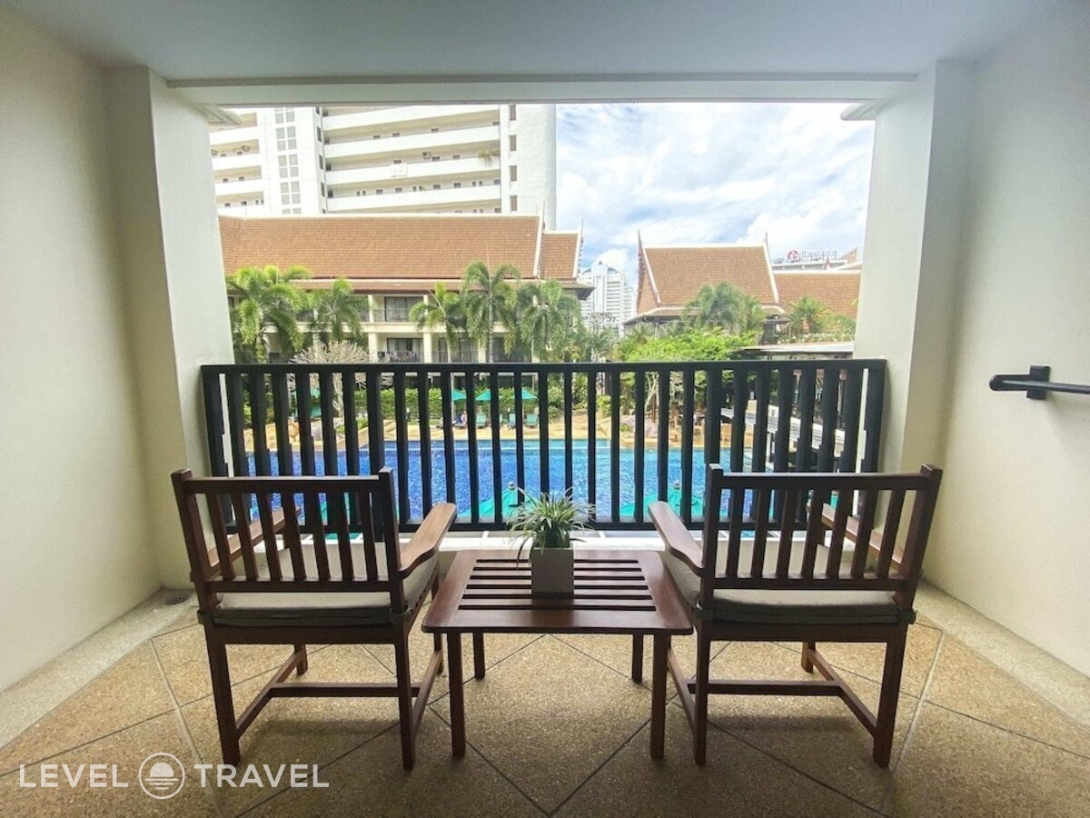 фотографии номера Делюкс с балконом отеля Deevana Patong Resort & Spa в Таиланд(Патонг Бич) - фото №41