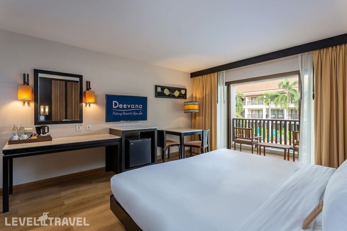 фотографии номера Делюкс с балконом отеля Deevana Patong Resort & Spa в Таиланд(Патонг Бич) - фото №15