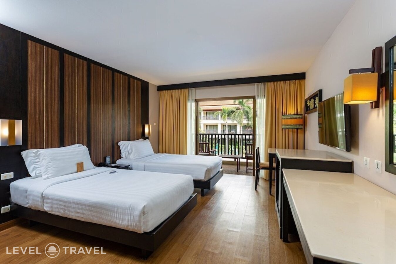 фотографии номера Делюкс с балконом отеля Deevana Patong Resort & Spa в Таиланд(Патонг Бич) - фото №21