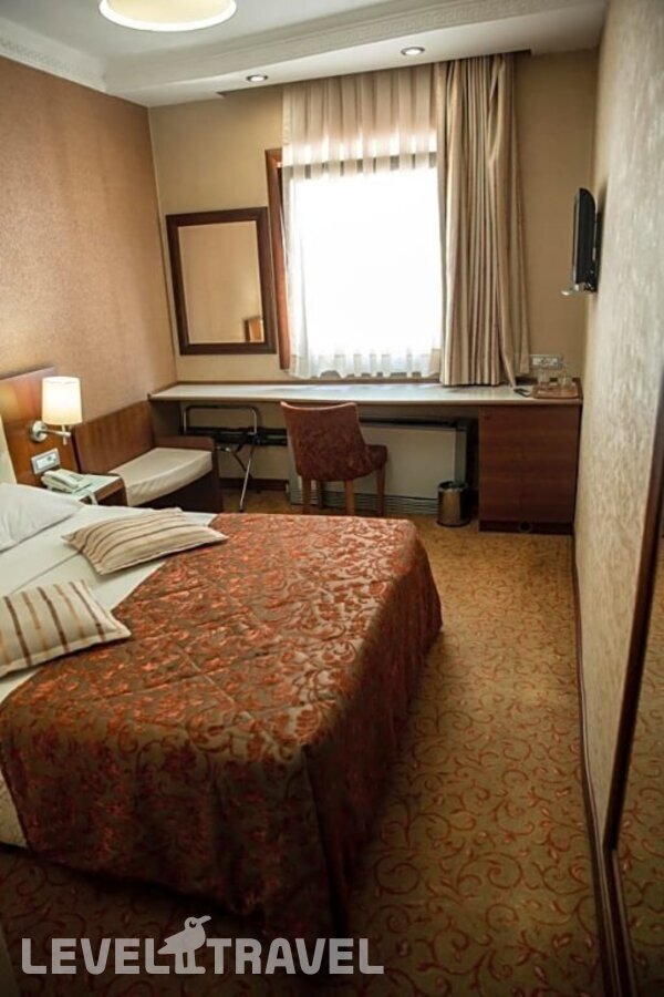 фотографии номера Стандартный номер отеля Yuksel Hotel в Турция(Фатих) - фото №7