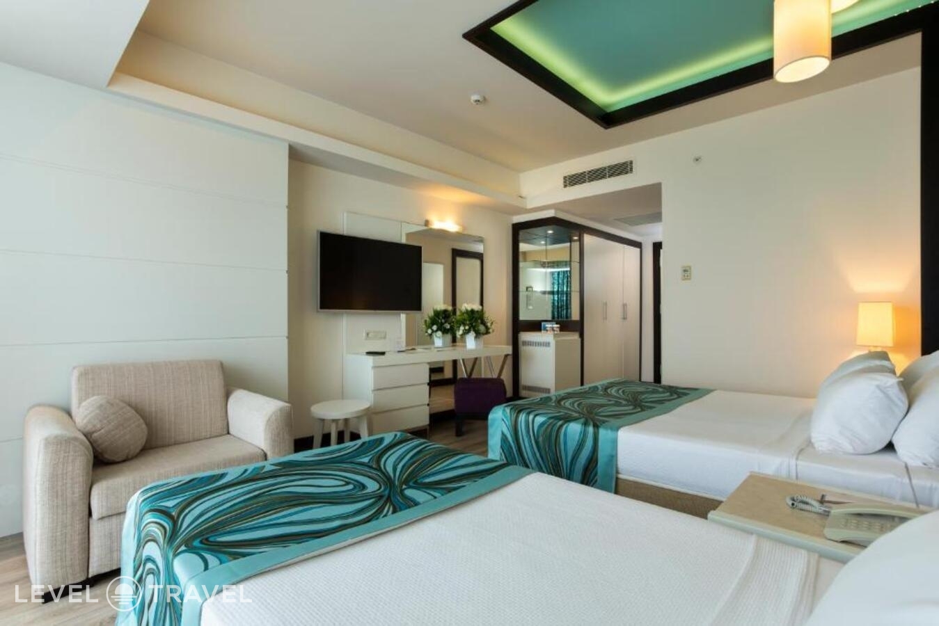 фотографии номера Стандартный с видом на море и бассейн отеля Orange County Resort Hotel Alanya в Турция(Окурджалар) - фото №5