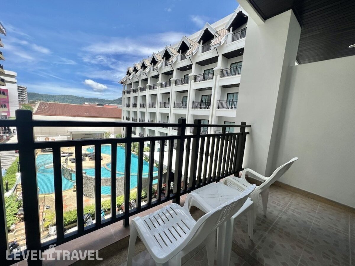 фотографии номера Делюкс с балконом отеля Amata Resort в Таиланд(Патонг Бич) - фото №6
