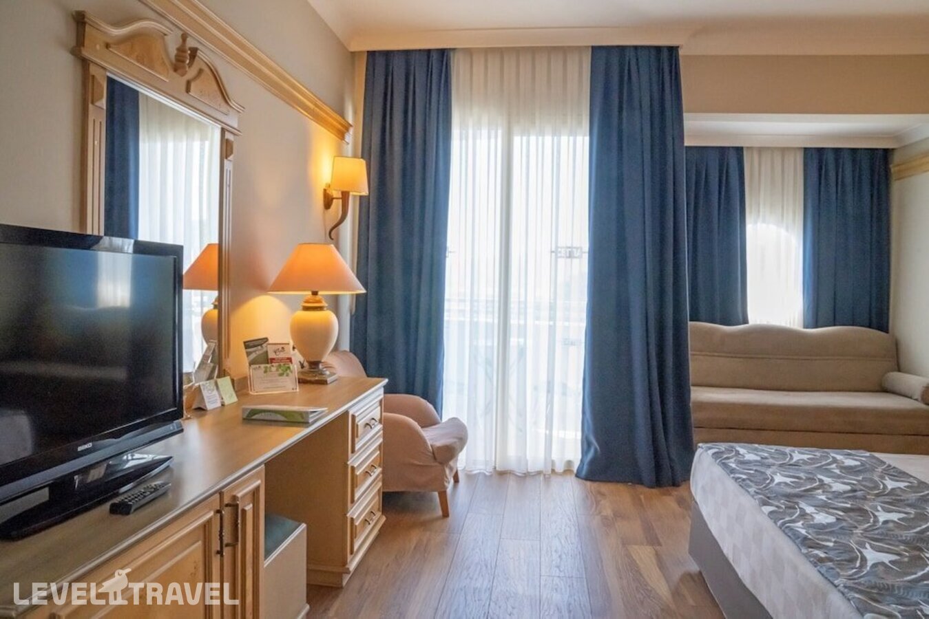 фотографии номера Стандартный с балконом отеля Grand Cettia Hotel в Турция(Мармарис - центр) - фото №2