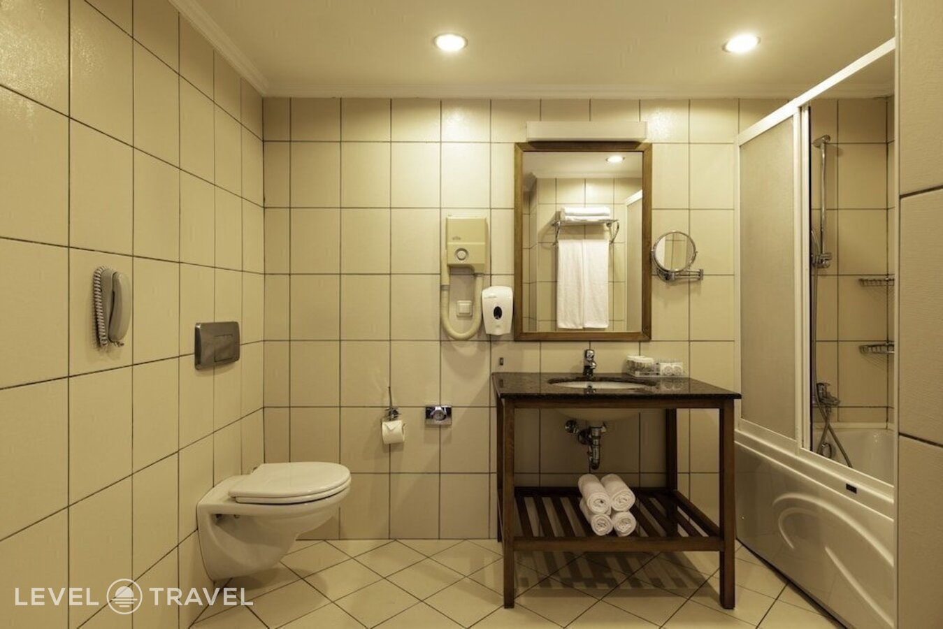 фотографии номера Семейный с балконом отеля Labranda Alantur Hotel (Ex.Maritim Hotel Club Alantur) в Турция(Кестель) - фото №9