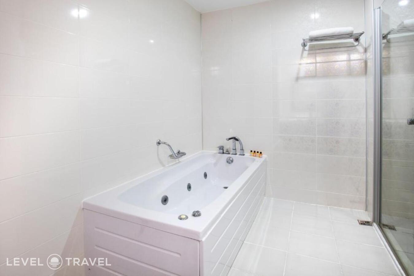 фотографии номера Полулюкс отеля Aria Claros Beach & Spa Resort в Турция(Мендерес) - фото №1