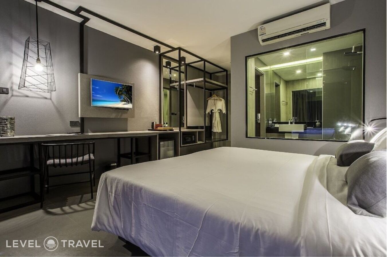 фотографии номера Делюкс с балконом отеля Mazi Design Hotel By Kalima (Ex.Patong Paradee Resort) в Таиланд(Патонг Бич) - фото №8