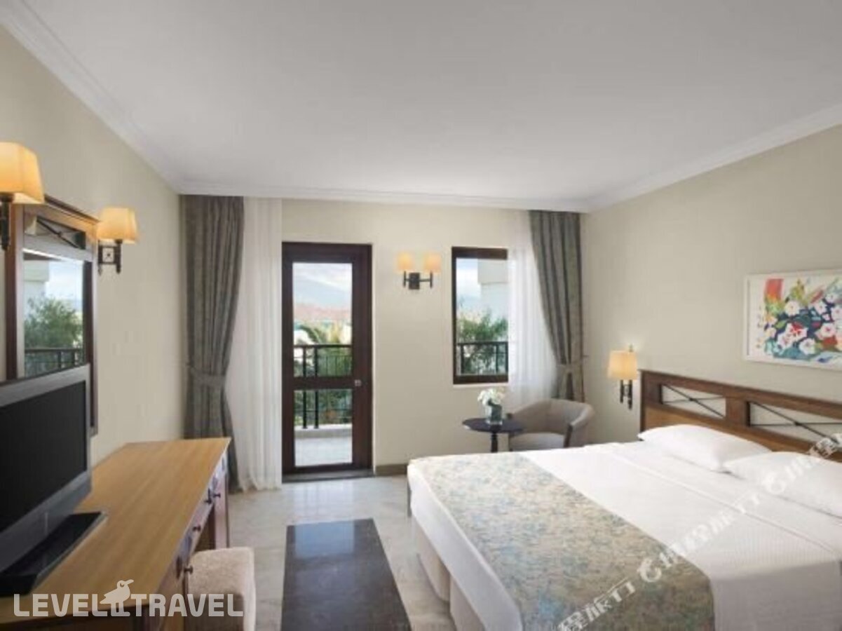 фотографии номера Семейный с балконом отеля Selectum Colours Bodrum (Ex.Asteria Bodrum Resort) в Турция(Гюмбет) - фото №5