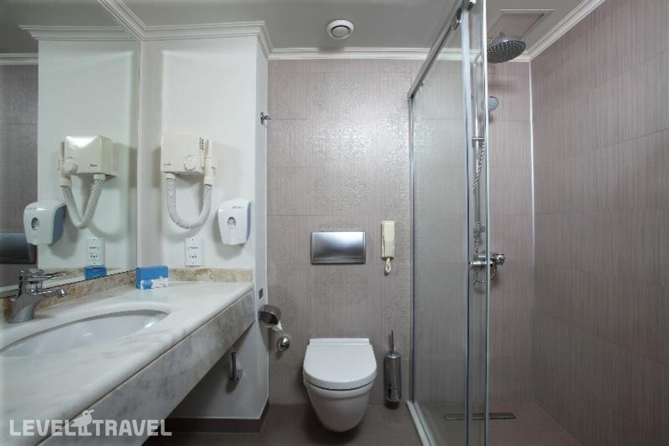 фотографии номера Четырехместный номер отеля Selectum Colours Bodrum (Ex.Asteria Bodrum Resort) в Турция(Гюмбет) - фото №4