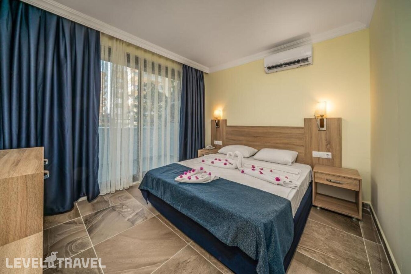 фотографии номера Трехместный номер отеля Arsi Blue Beach Hotel (Ex.Kemalhan Beach) в Турция(Тосмур) - фото №5
