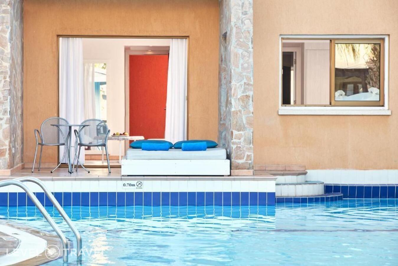 фотографии номера Люкс Премиум отеля Atlantica Aeneas Resort & Spa в Кипр(Айа-Напа) - фото №5