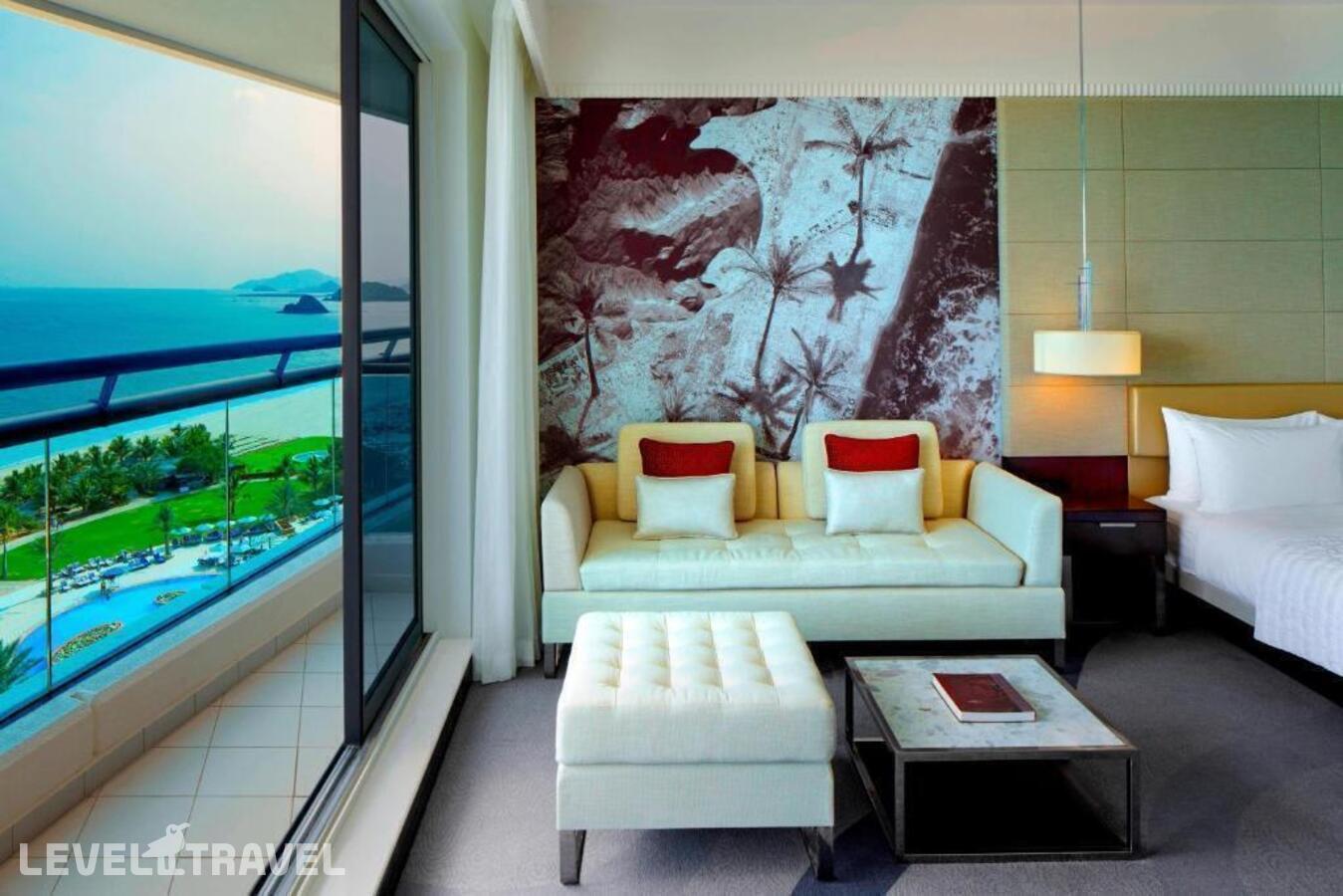 фотографии номера Улучшенный номер отеля Le Meridien Al Aqah Beach Resort в ОАЭ(Фуджейра) - фото №7