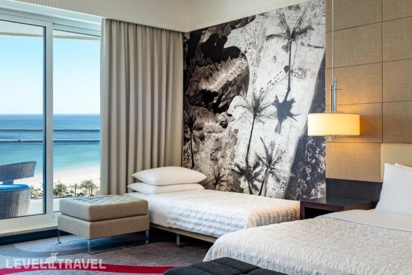 фотографии номера Улучшенный номер отеля Le Meridien Al Aqah Beach Resort в ОАЭ(Фуджейра) - фото №6