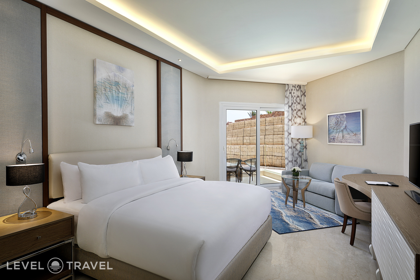 фотографии номера Стандартный с видом на двор отеля Hilton Hurghada Plaza в Египет(Хургада (город)) - фото №1