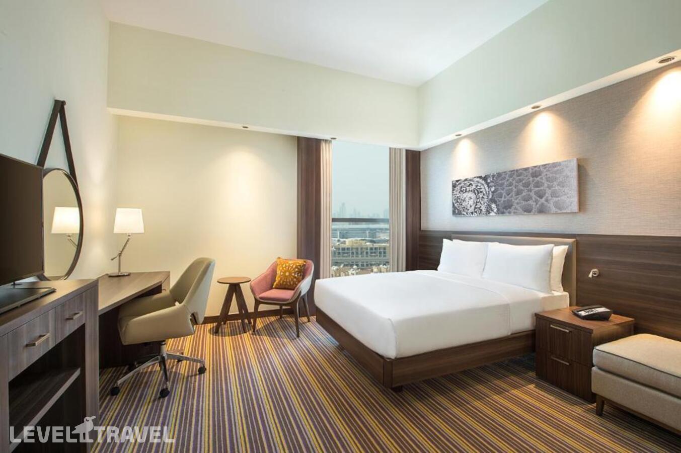 фотографии номера Номер для гостей с ограниченными возможностями отеля Hampton By Hilton Dubai Airport в ОАЭ(Дейра) - фото №1