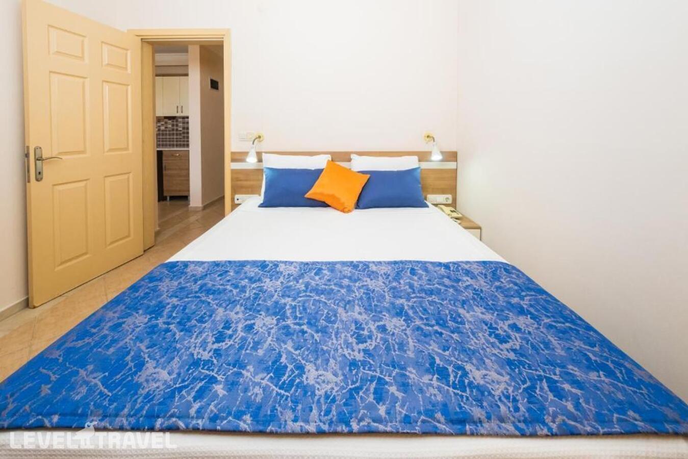 фотографии номера Апартаменты отеля Cats Garden Apart Hotel в Турция(Сиде - центр) - фото №1