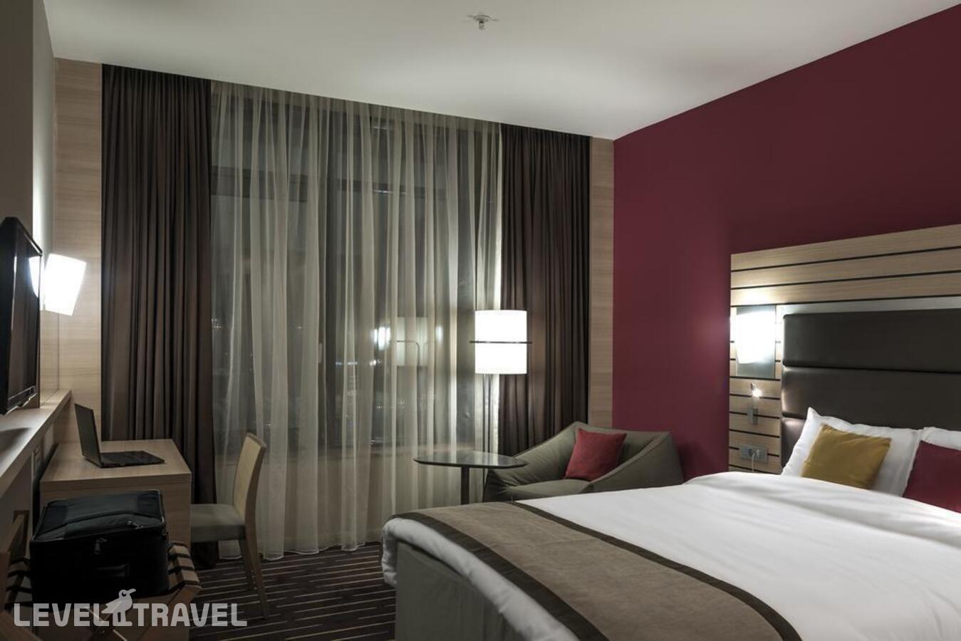 фотографии номера Стандартный номер отеля Mercure Сочи Центр Отель в Россия(Сочи - Центр) - фото №4