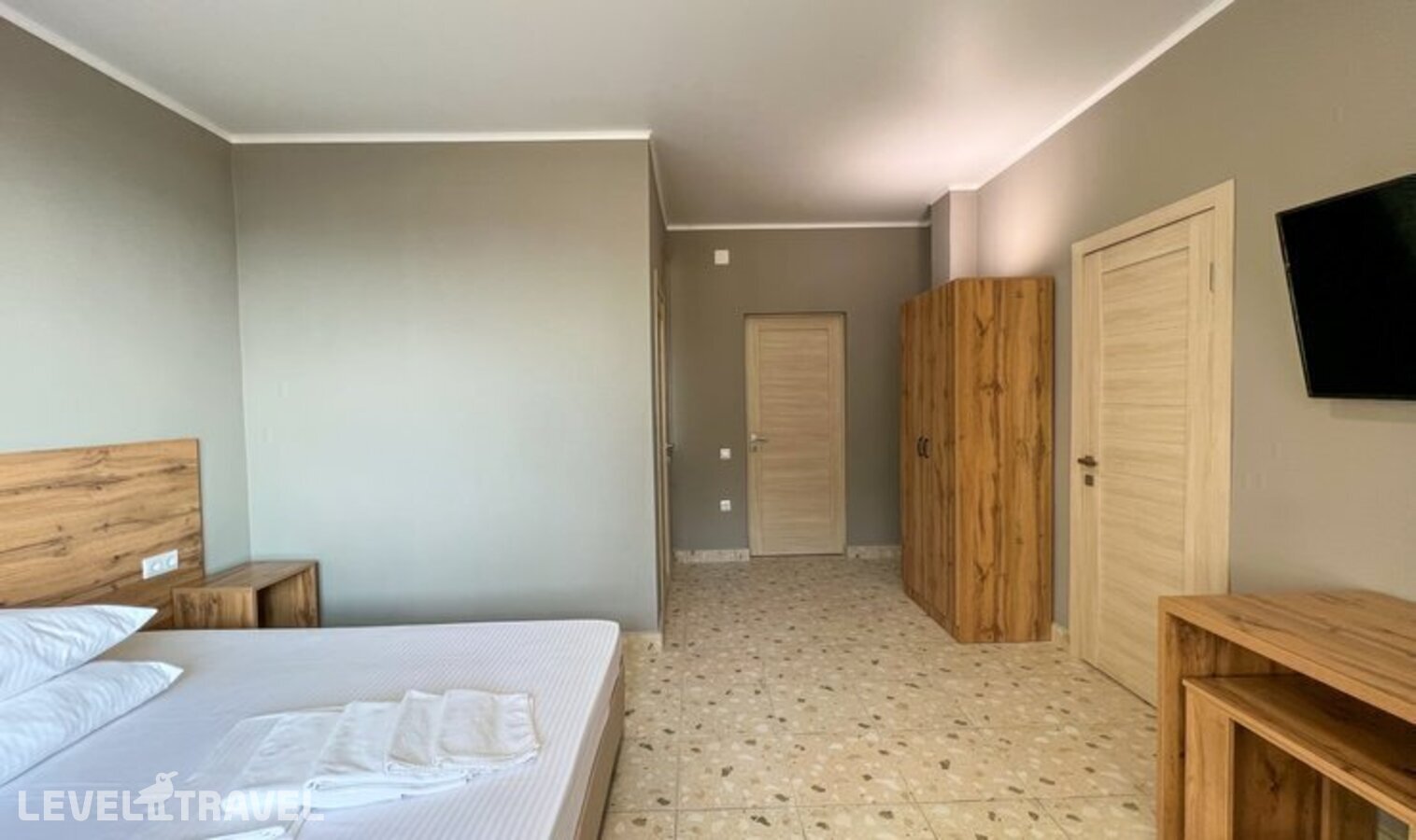 фотографии номера Стандартный с балконом видом на горы (корпус 3) отеля Napra Spa Hotel в Абхазия(Амзара) - фото №2