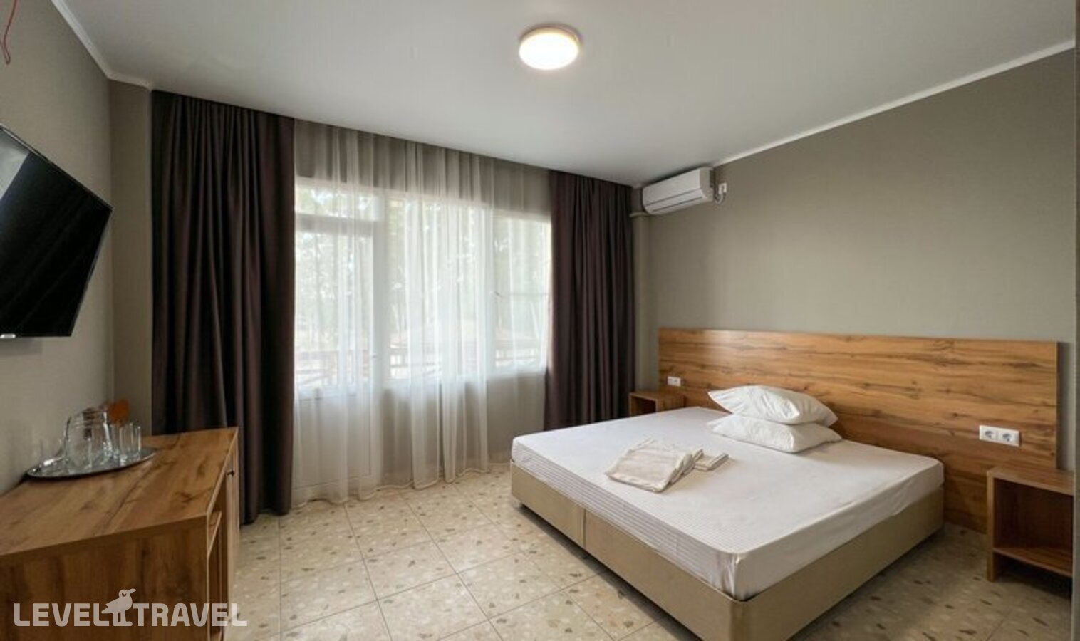 фотографии номера Стандартный с балконом видом на горы (корпус 3) отеля Napra Spa Hotel в Абхазия(Амзара) - фото №1