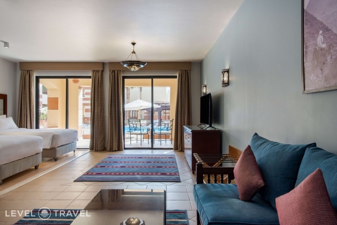 фотографии номера Полулюкс с видом на бассейн отеля Radisson Marina Resort Port Ghalib в Египет(Марса Алам) - фото №49