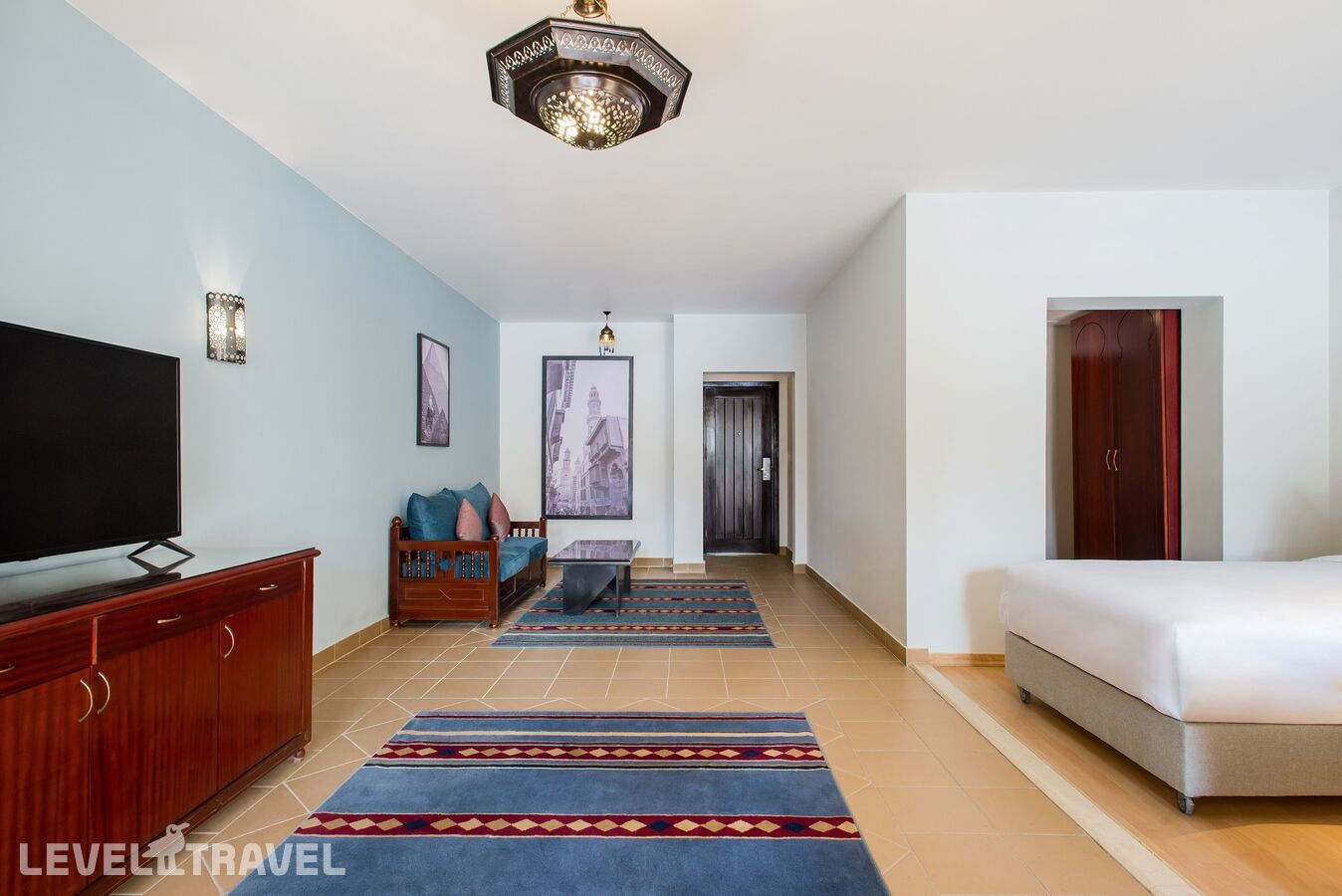 фотографии номера Полулюкс с видом на бассейн отеля Radisson Marina Resort Port Ghalib в Египет(Марса Алам) - фото №3