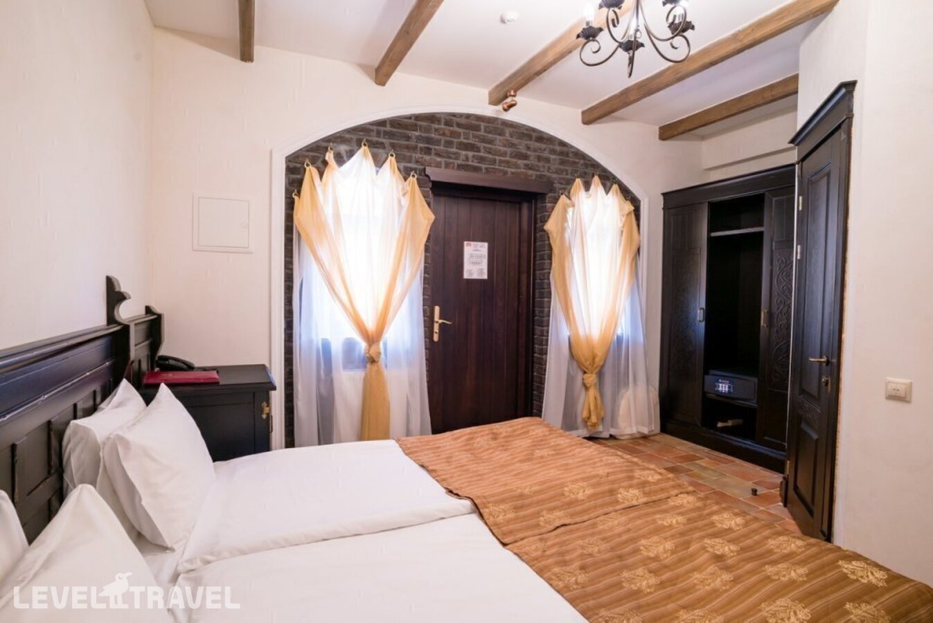 фотографии номера Стандартный номер отеля Soldaya Grand Hotel & Resort в Россия(Судак) - фото №5