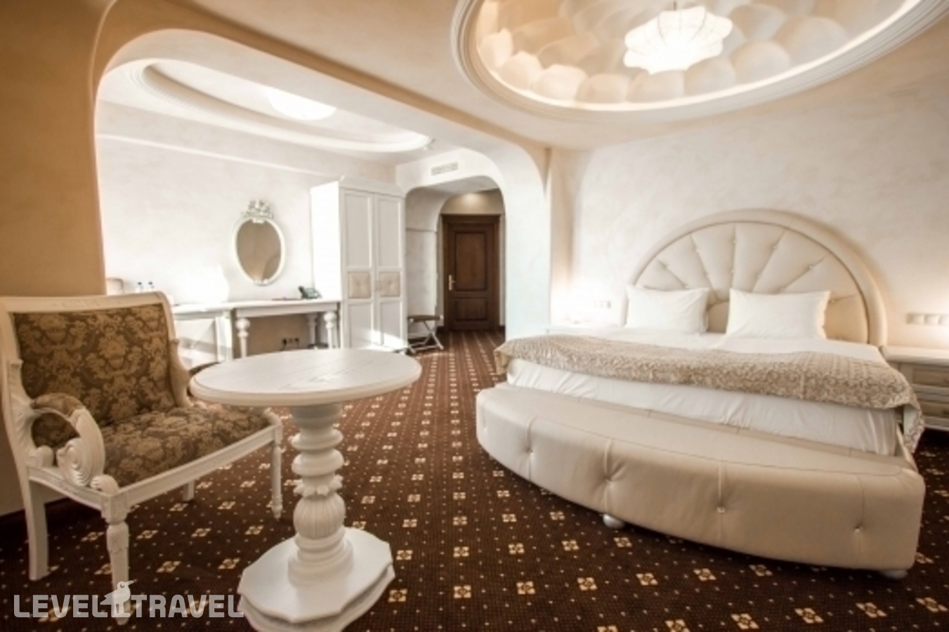 фотографии номера Полулюкс Комфорт отеля Soldaya Grand Hotel & Resort в Россия(Судак) - фото №2