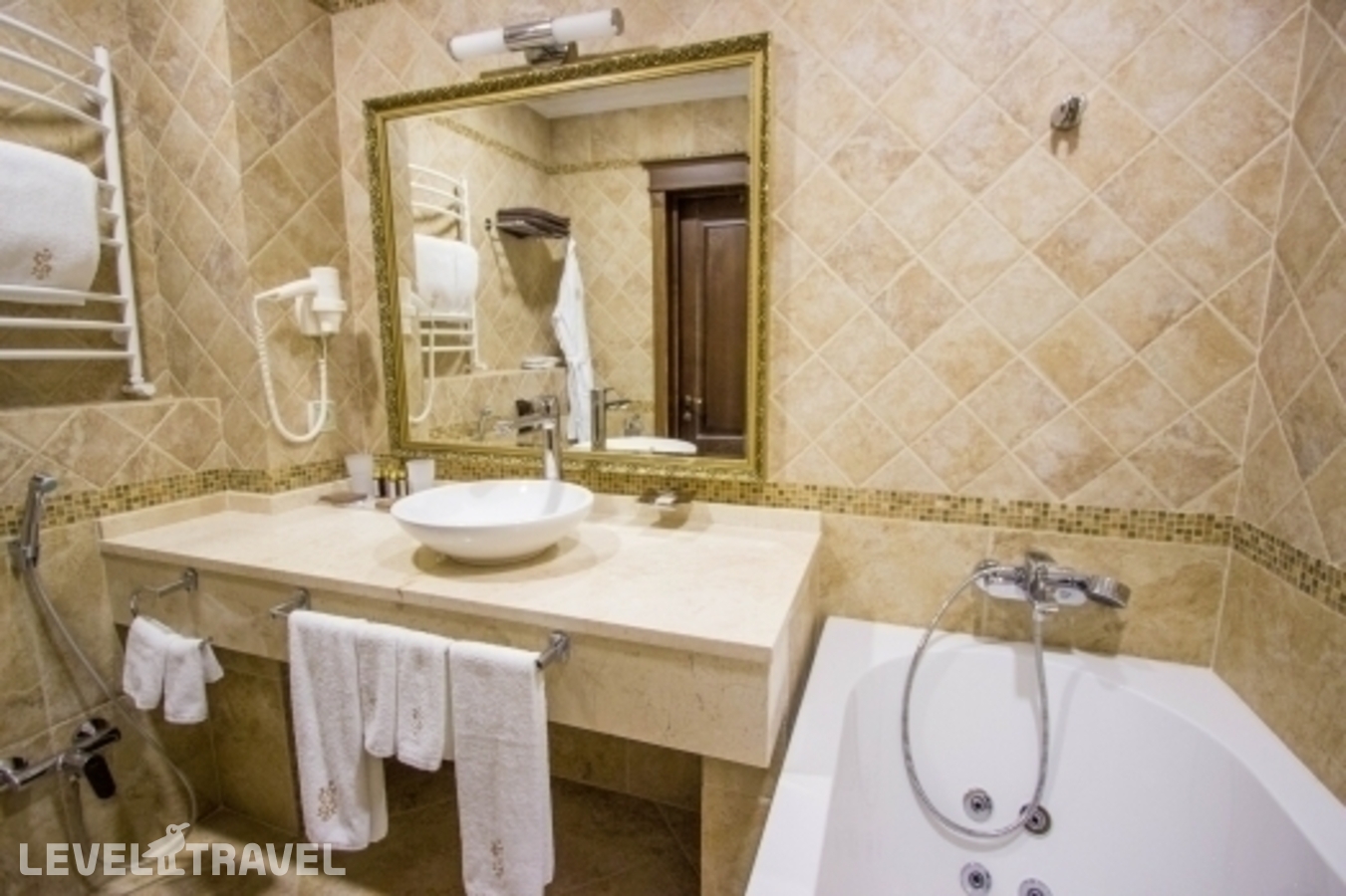 фотографии номера Номер двухэтажный отеля Soldaya Grand Hotel & Resort в Россия(Судак) - фото №1