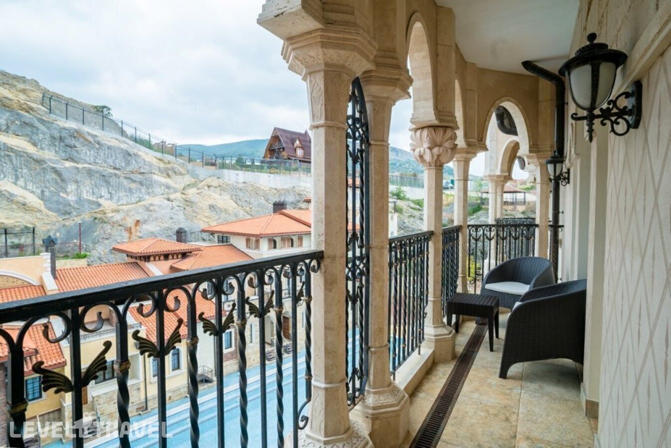 фотографии номера Люкс королевский отеля Soldaya Grand Hotel & Resort в Россия(Судак) - фото №20