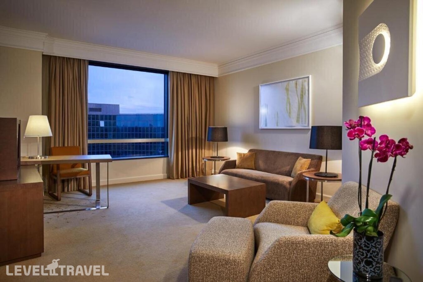 фотографии номера Клубный делюкс отеля Hyatt Regency в Сербия(Белград) - фото №3
