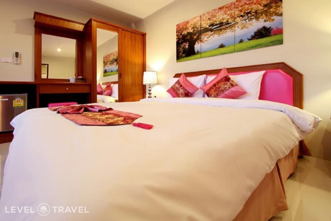 фотографии номера Стандартный с балконом отеля Phuket Airport Inn в Таиланд(Най Янг Бич) - фото №6