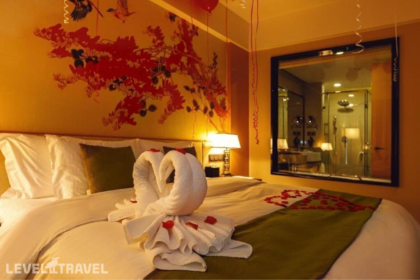 фотографии номера Стандартный с балконом отеля Hotels & Preference Hualing Tbilisi в Грузия(Тбилиси) - фото №3