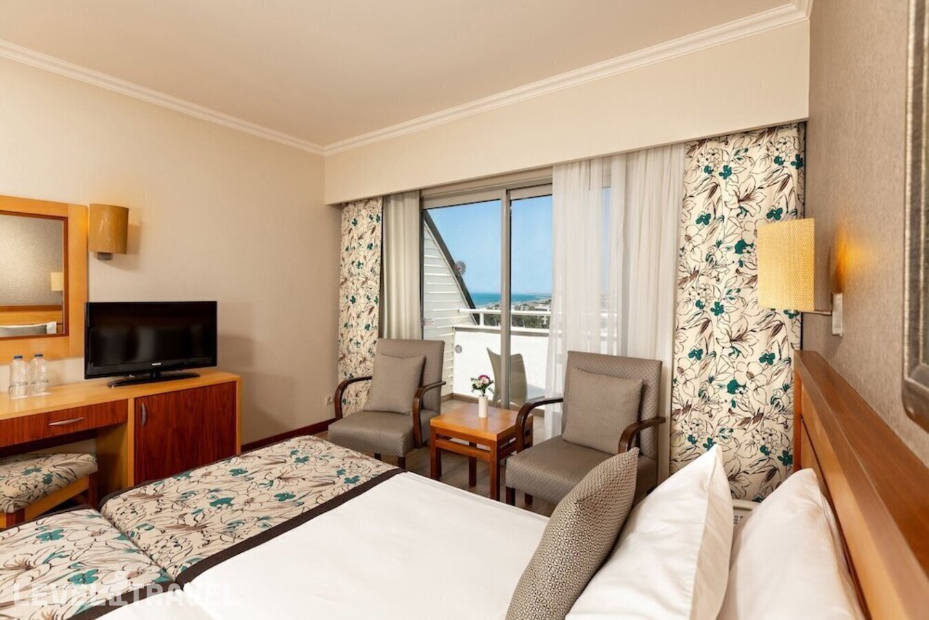 фотографии номера Семейный с балконом отеля Side Sun Hotel в Турция(Кумкёй) - фото №6