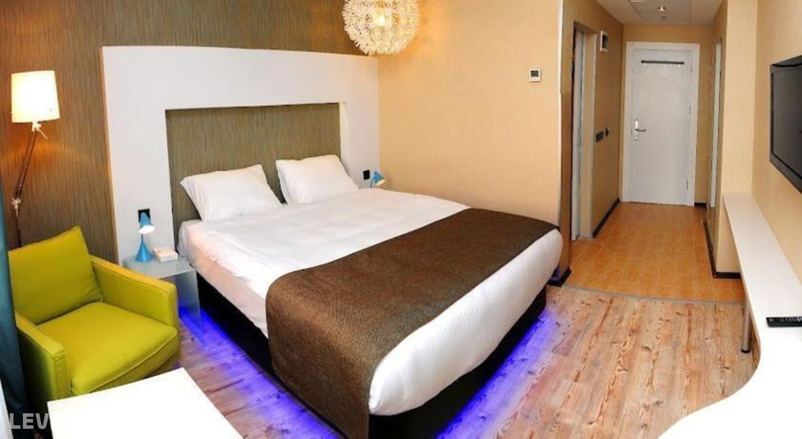 фотографии номера Стандартный номер отеля Tempo Hotel 4 в Турция(Кягытхане) - фото №1