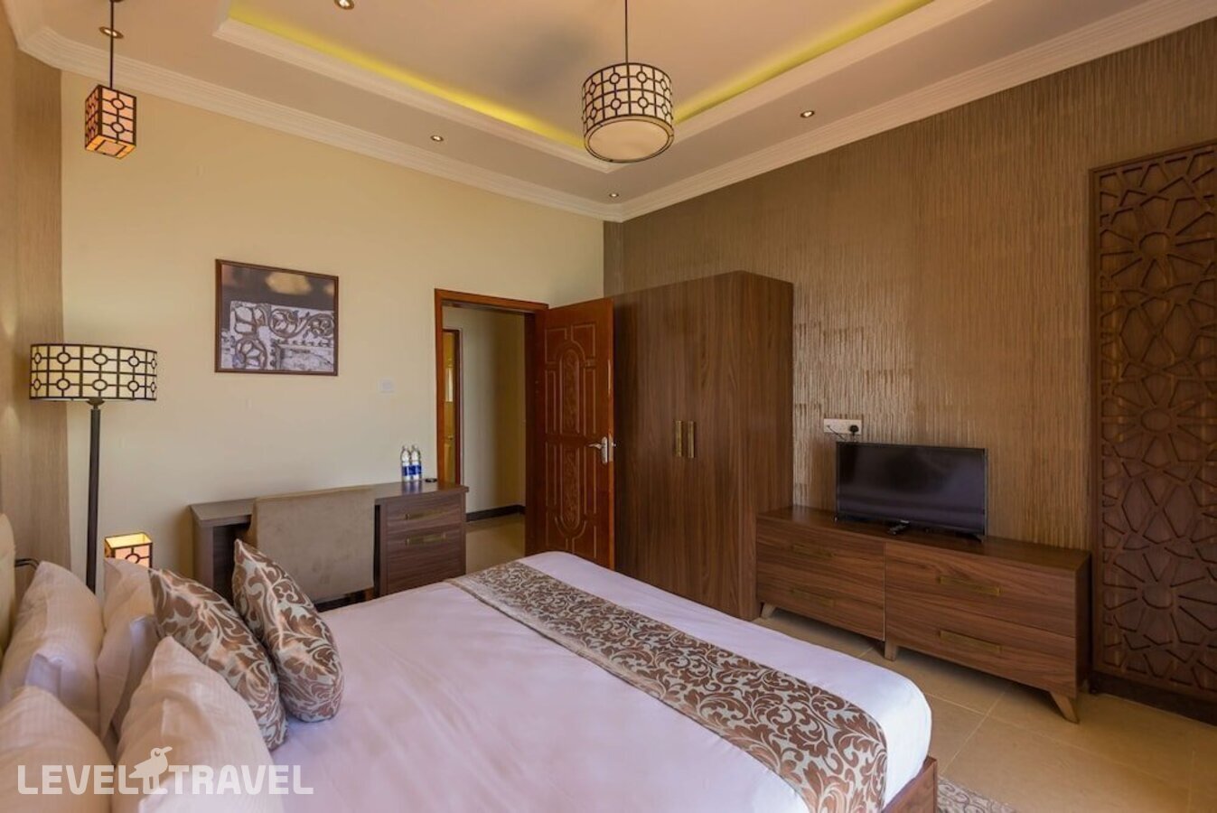 фотографии номера Люкс Гранд отеля Golden Tulip Zanzibar Resort в Танзания(Кибвени) - фото №3