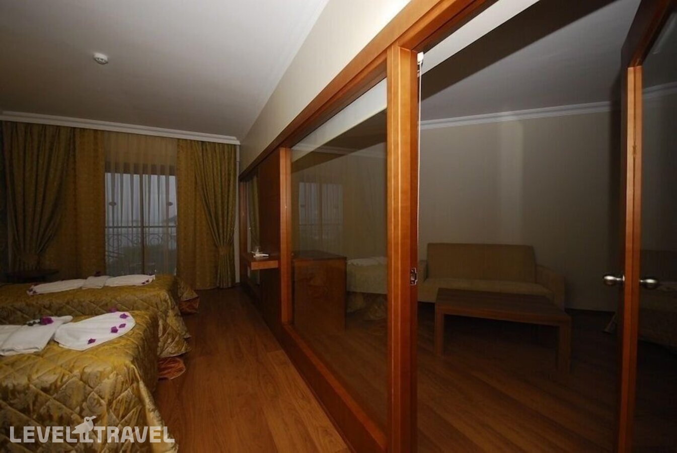 фотографии номера Стандартный с балконом отеля Meril Beach Hotel Turunc (Adults Only 16+) в Турция(Турунч) - фото №6