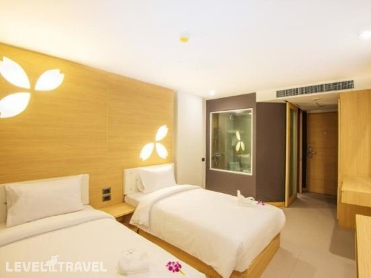 фотографии номера Улучшенный номер отеля Clarion Hotel Patong (Ex.Araya Patong Beach Hotel) в Таиланд(Патонг Бич) - фото №6