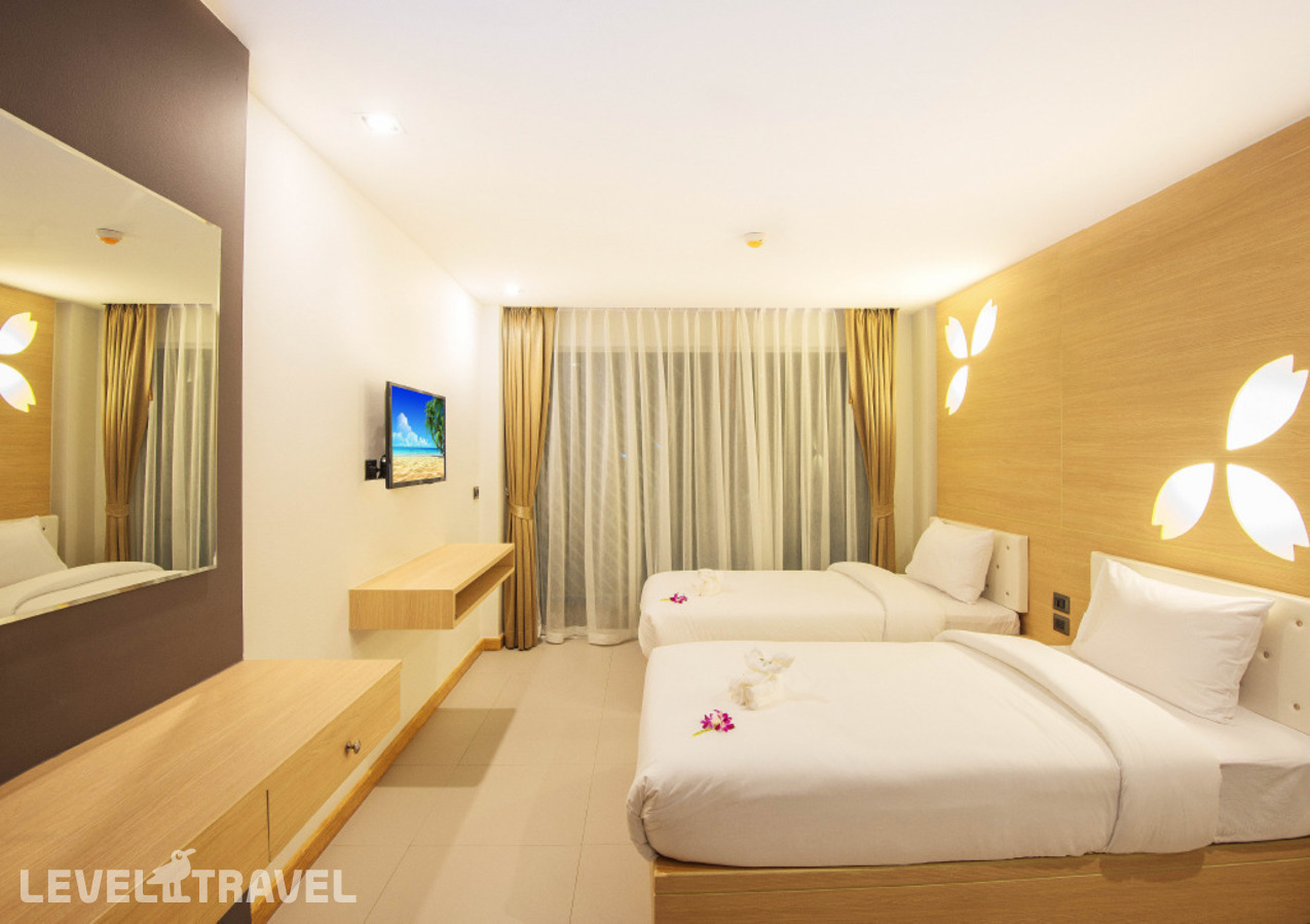 фотографии номера Улучшенный номер отеля Clarion Hotel Patong (Ex.Araya Patong Beach Hotel) в Таиланд(Патонг Бич) - фото №3
