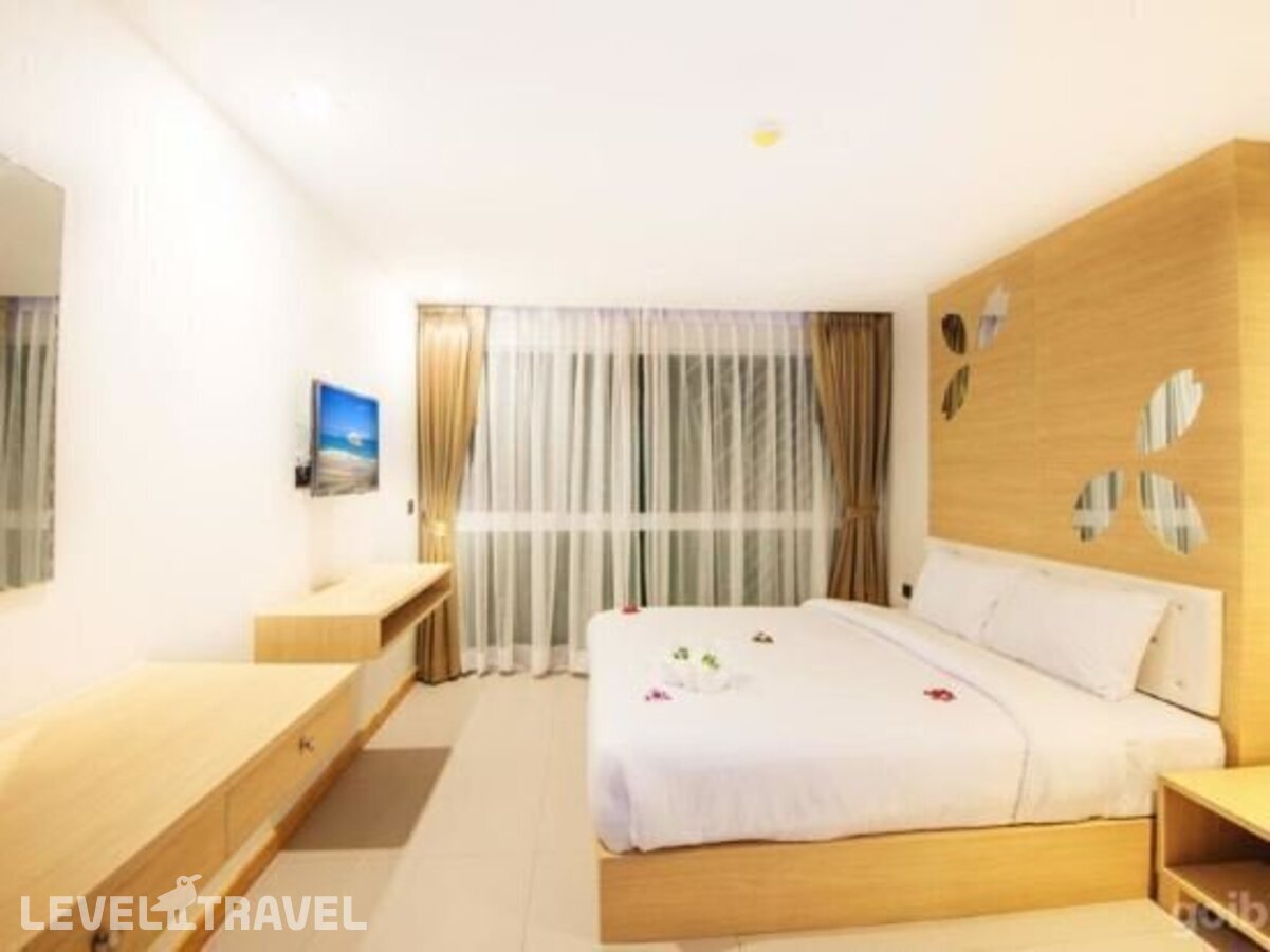 фотографии номера Улучшенный номер отеля Clarion Hotel Patong (Ex.Araya Patong Beach Hotel) в Таиланд(Патонг Бич) - фото №8